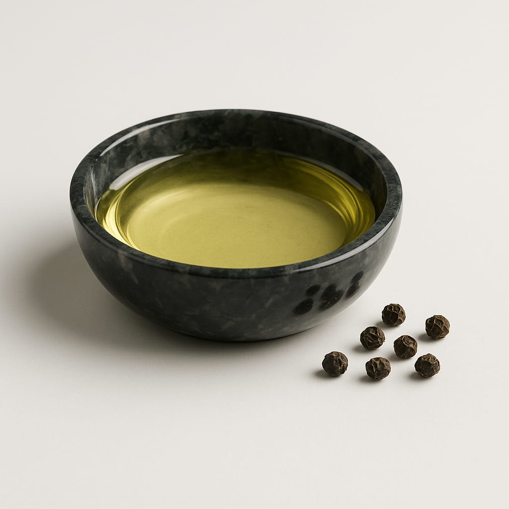 Black Pepper Essential Oil Online Chemicals Solution