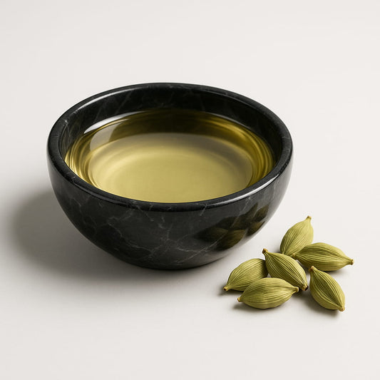 Cardamom Essential Oil Online Chemicals Solution