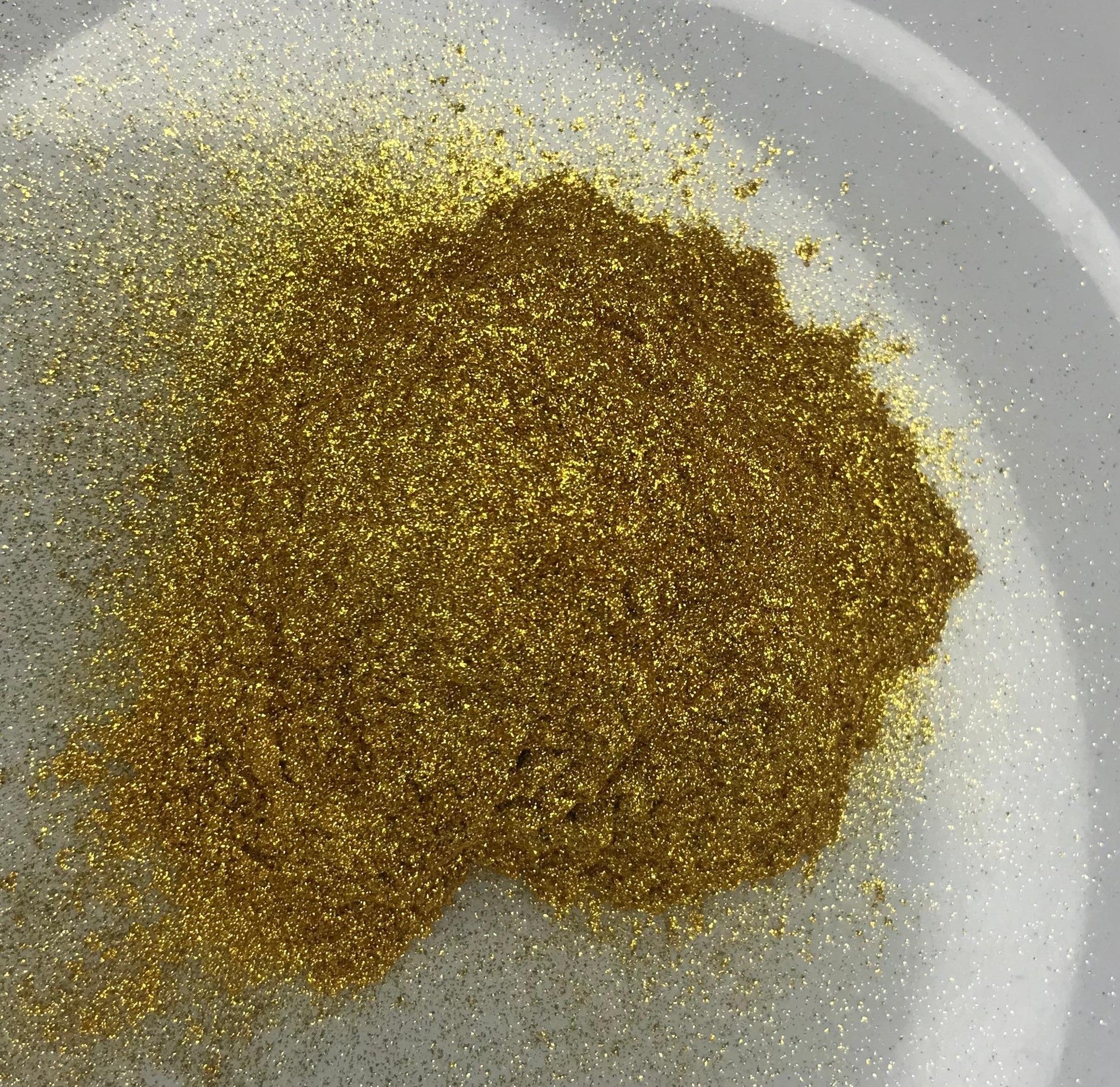 Gold Glitter Powder – Cosmetic Grade (ZPG-002) Online Chemicals Solution